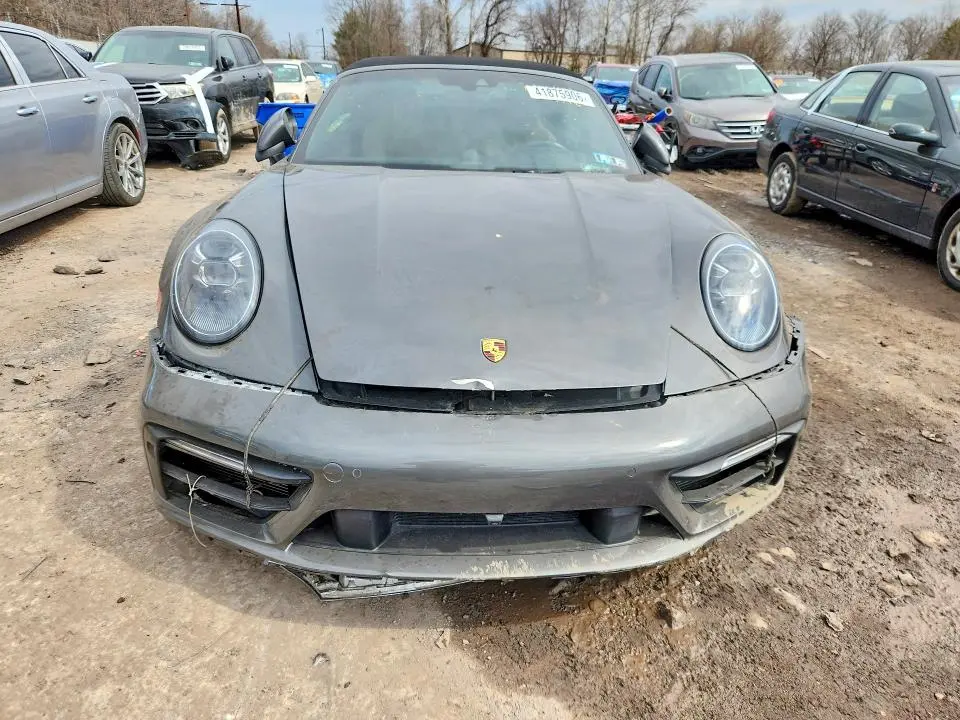 2022 PORSCHE 911   