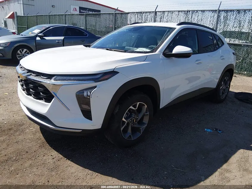 2025 CHEVROLET TRAX FWD LT