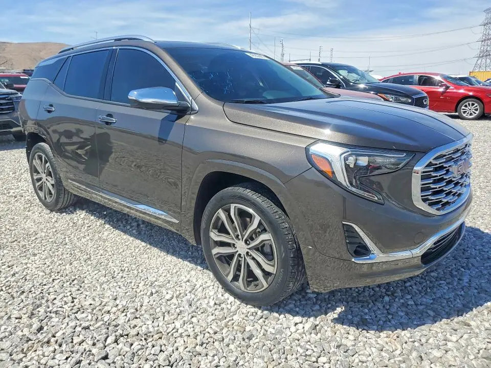 2020 GMC TERRAIN DENALI  
