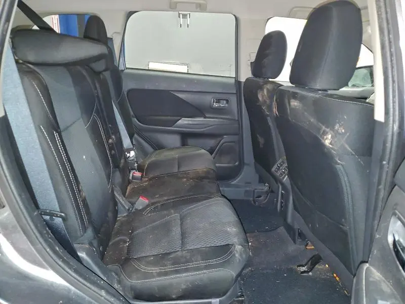 2020 MITSUBISHI OUTLANDER ES  