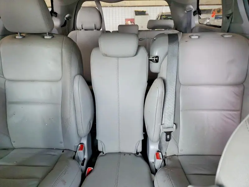2017 TOYOTA SIENNA XLE 8-PASSENGER  