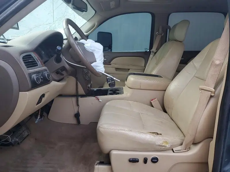 2011 CHEVROLET SILVERADO K2500 HEAVY DUTY LTZ  