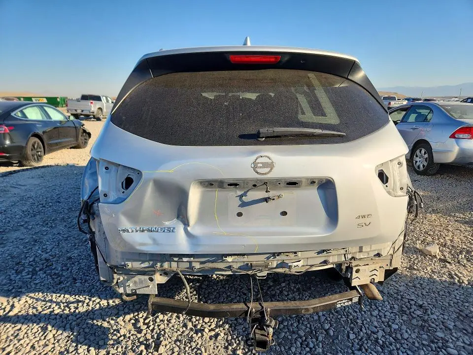2019 NISSAN PATHFINDER SV  