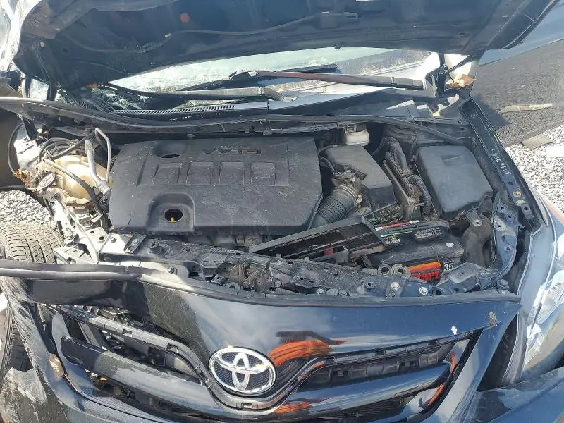 2013 TOYOTA COROLLA S  