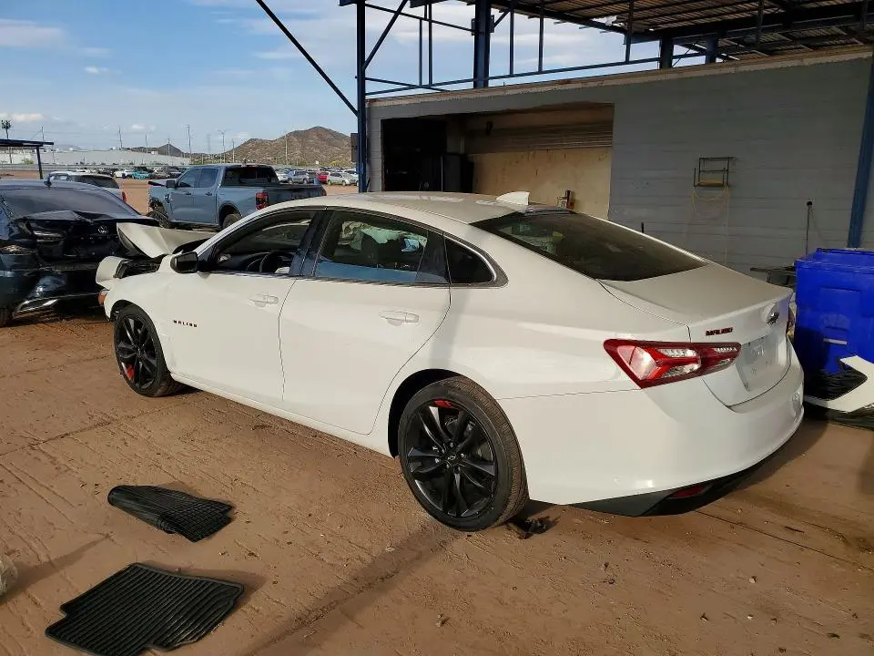 2022 CHEVROLET MALIBU LT  