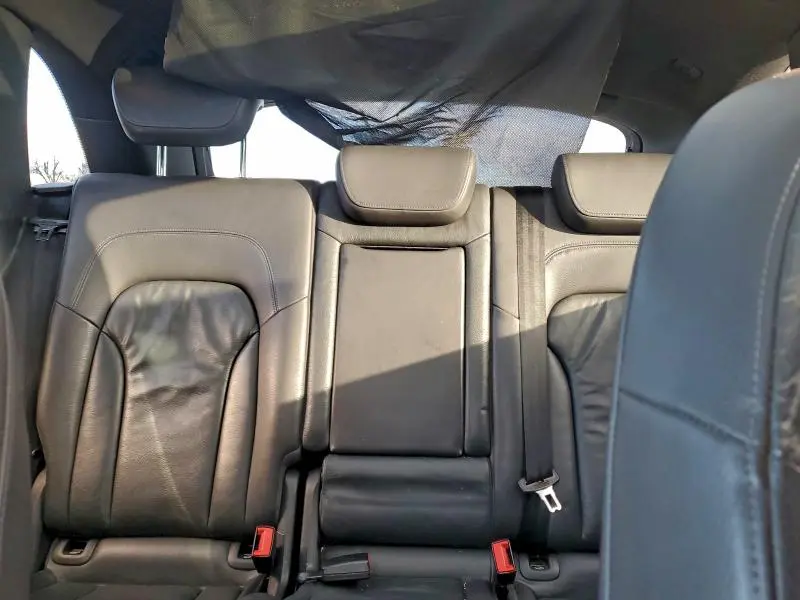 2010 AUDI Q5 PREMIUM PLUS  