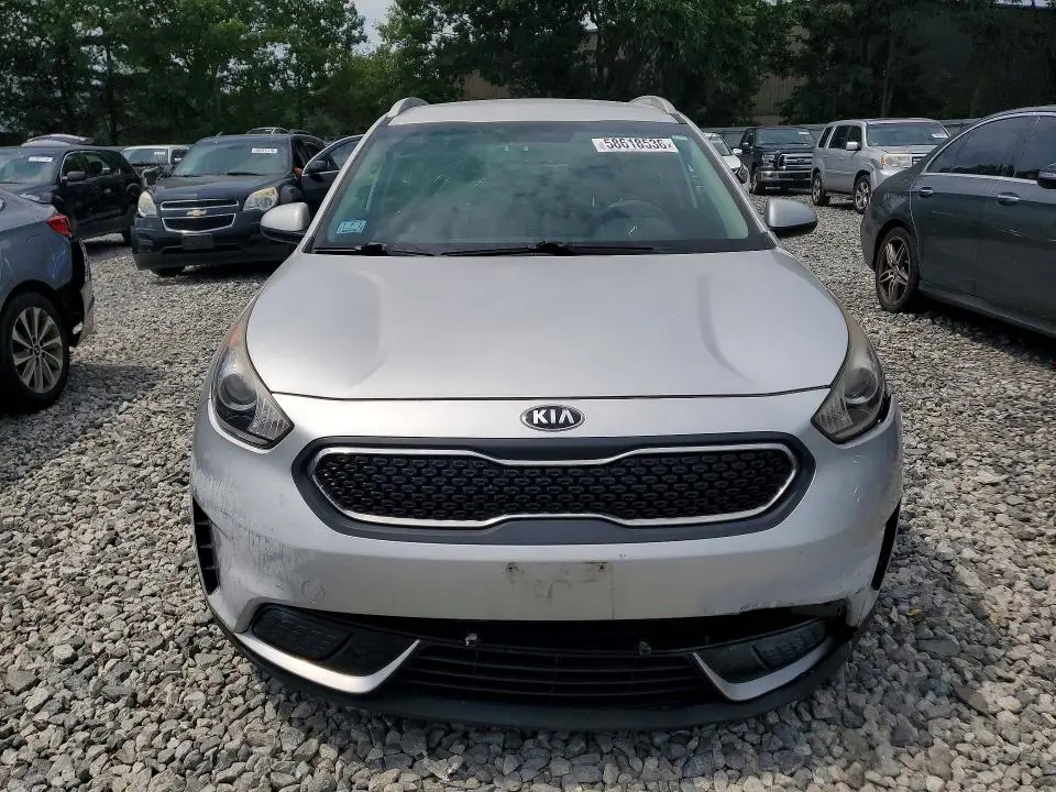 2017 KIA NIRO LX  