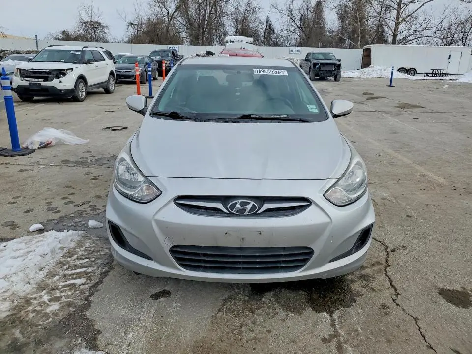 2013 HYUNDAI ACCENT GLS  