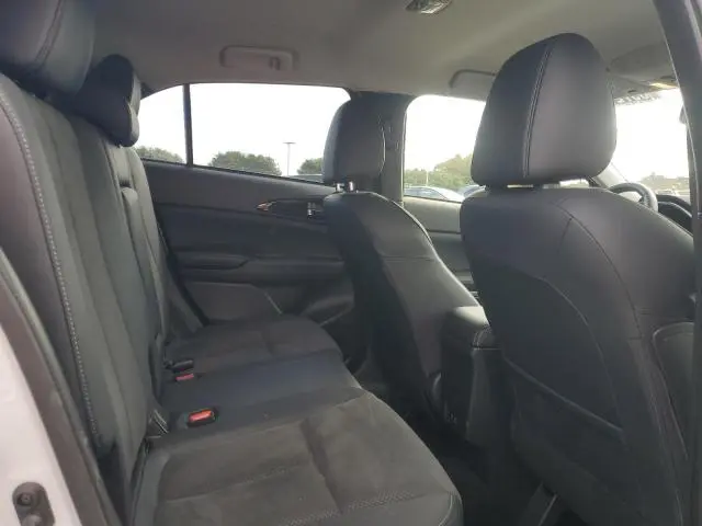2025 MITSUBISHI ECLIPSE CROSS SE