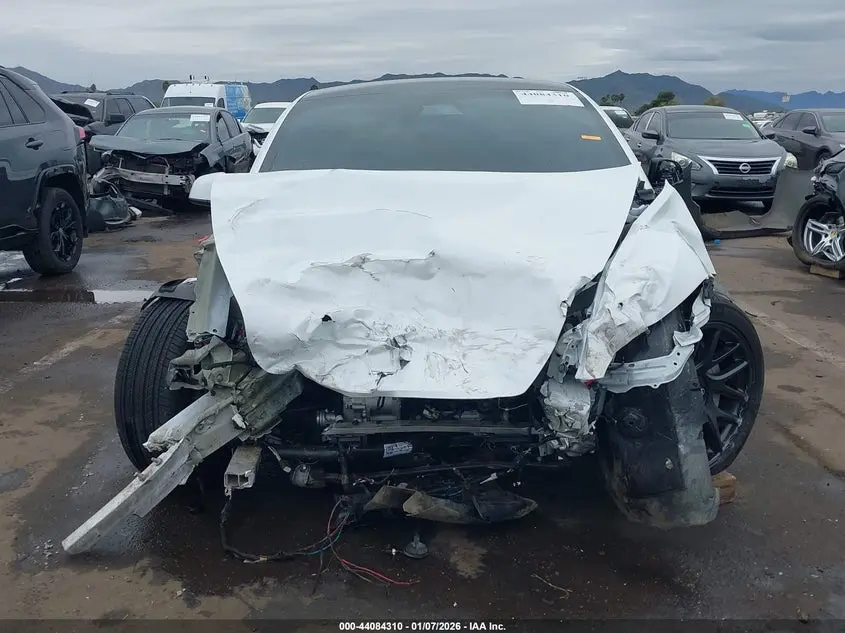 2025 TESLA MODEL 3 LONG RANGE REAR-WHEEL DRIVE/STANDARD REAR-WHEEL DRIVE