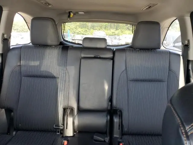2016 TOYOTA HIGHLANDER LE  