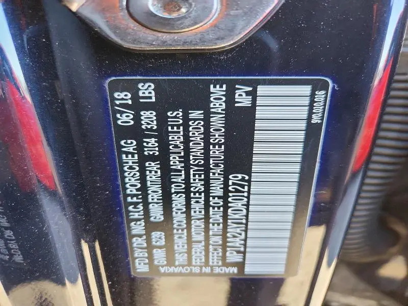 2019 PORSCHE CAYENNE   