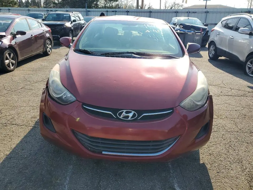 2013 HYUNDAI ELANTRA GLS  