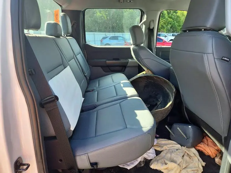 2025 FORD F150 XL  