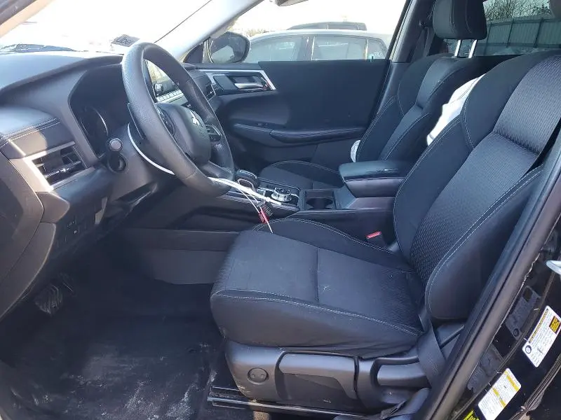 2023 MITSUBISHI OUTLANDER ES  