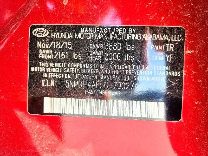 2016 HYUNDAI ELANTRA SE  