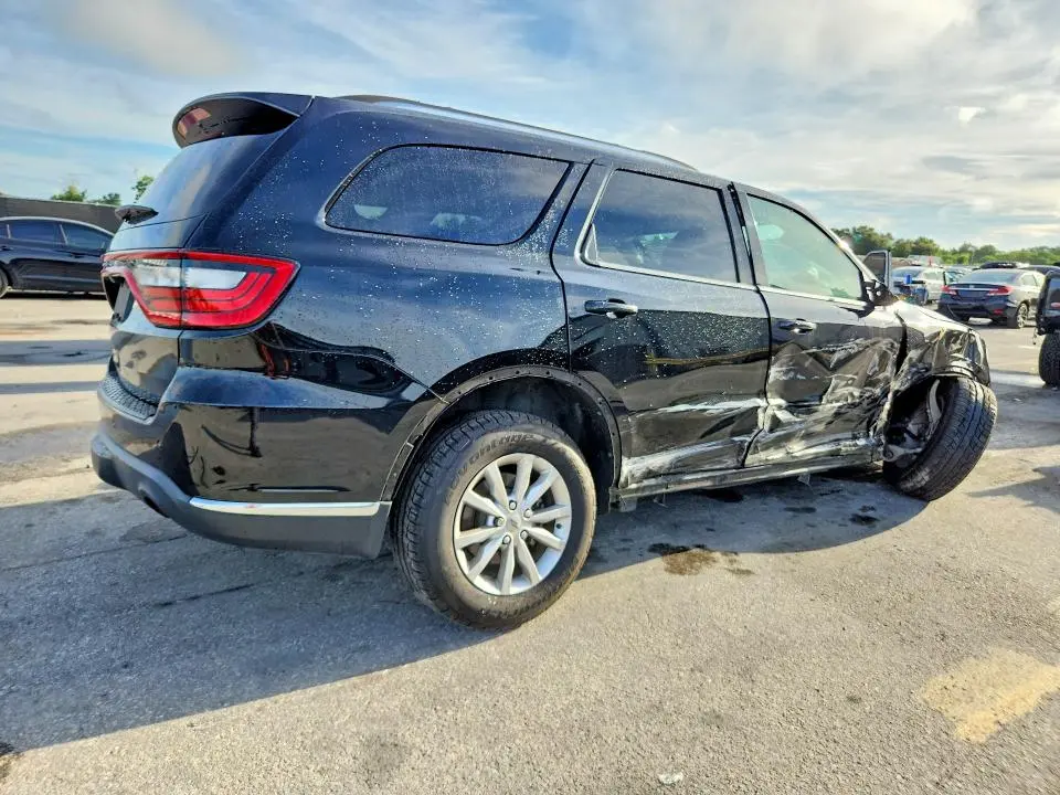 2022 DODGE DURANGO SXT  