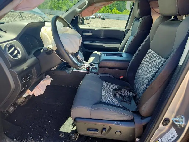 2021 TOYOTA TUNDRA SR5  