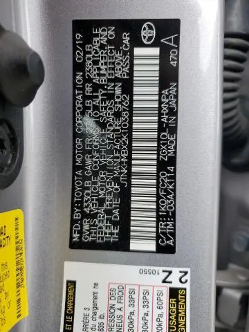2019 TOYOTA C-HR XLE  