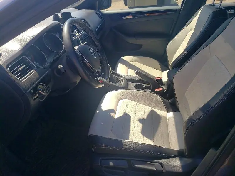 2015 VOLKSWAGEN JETTA SE  