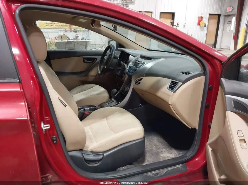 2013 HYUNDAI ELANTRA GLS