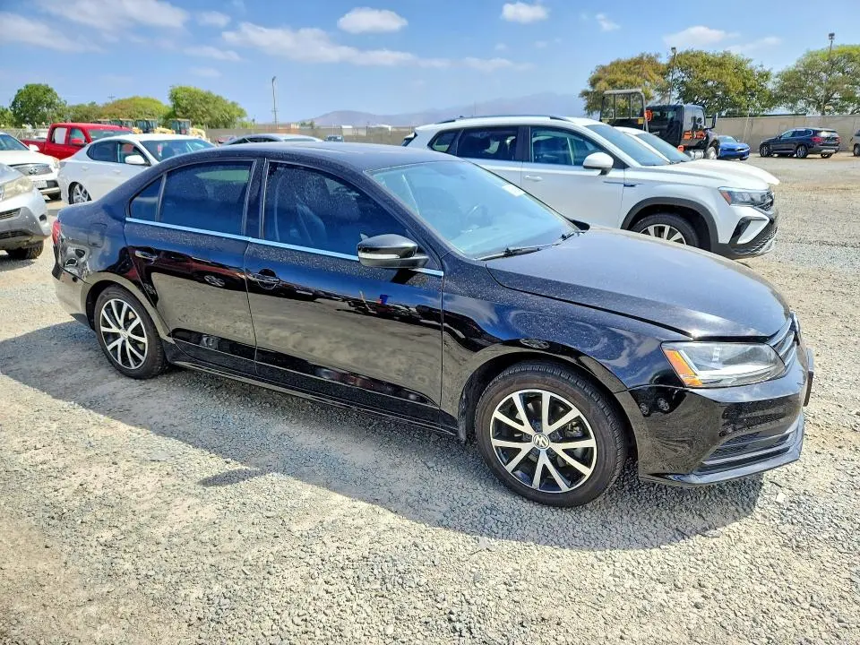 2017 VOLK JETTA SE   