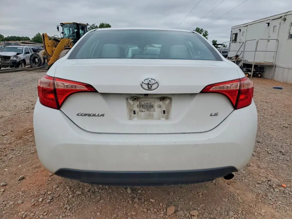 2018 TOYOTA COROLLA LE  