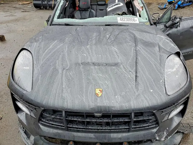 2021 PORSCHE MACAN GTS  