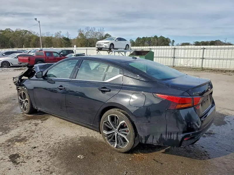 2024 NISSAN ALTIMA SR  