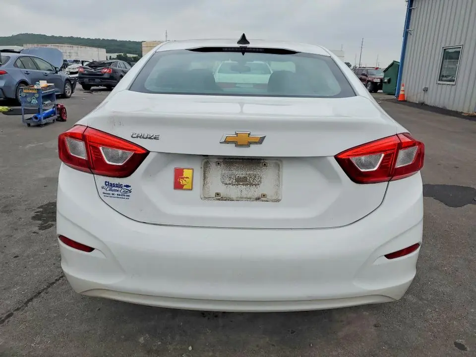 2017 CHEVROLET CRUZE LS  