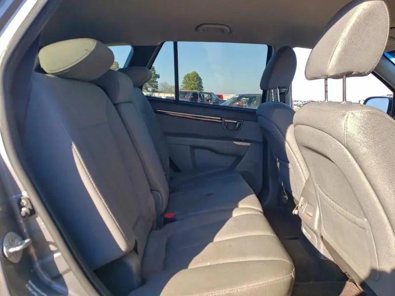 2010 HYUNDAI SANTA FE GLS  