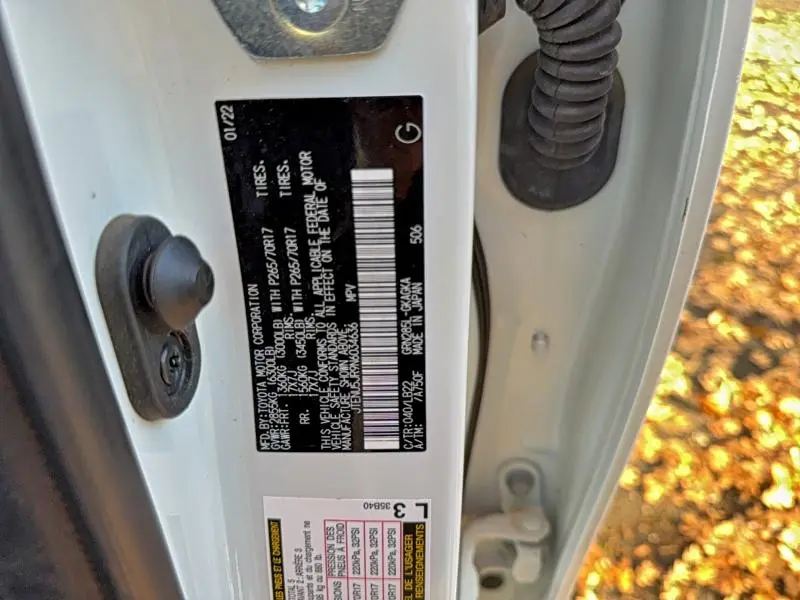 2022 TOYOTA 4RUNNER SR5/SR5 PREMIUM  