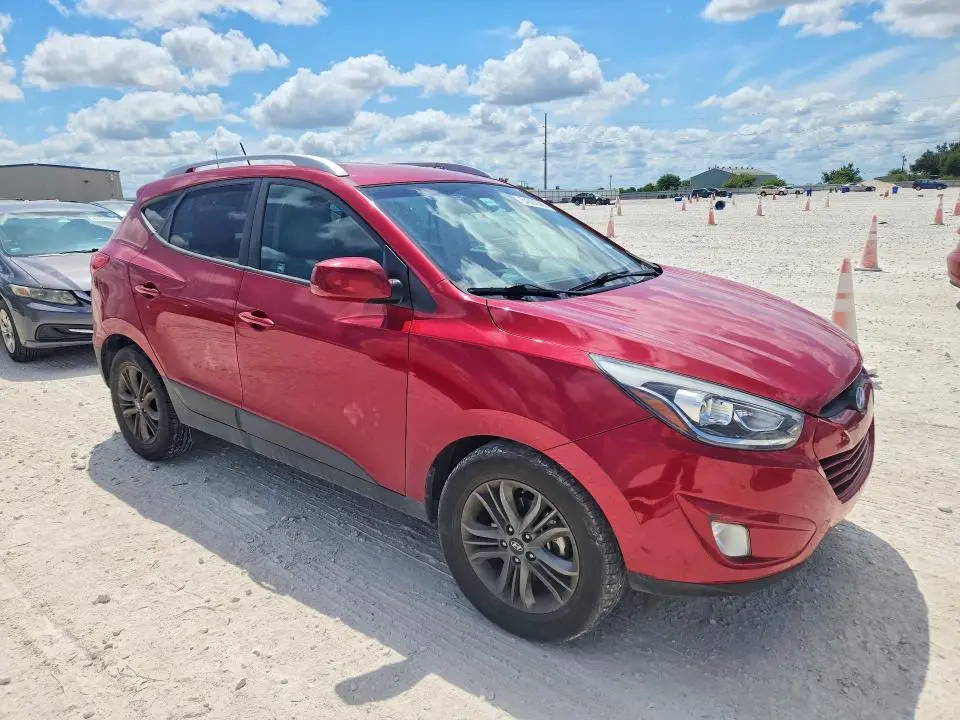 2015 HYUNDAI TUCSON SE  