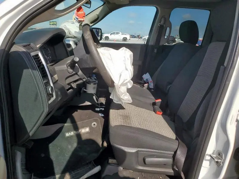 2012 DODGE RAM 1500 SLT  