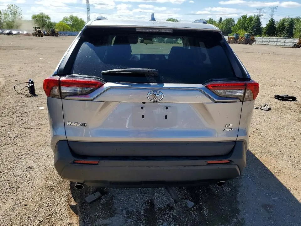 2021 TOYOTA RAV4 LE  