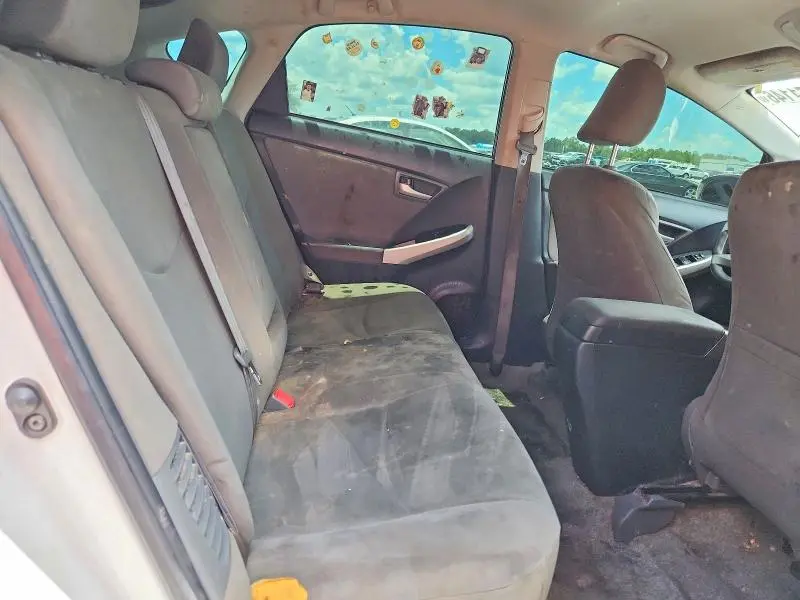 2013 TOYOTA PRIUS TWO  