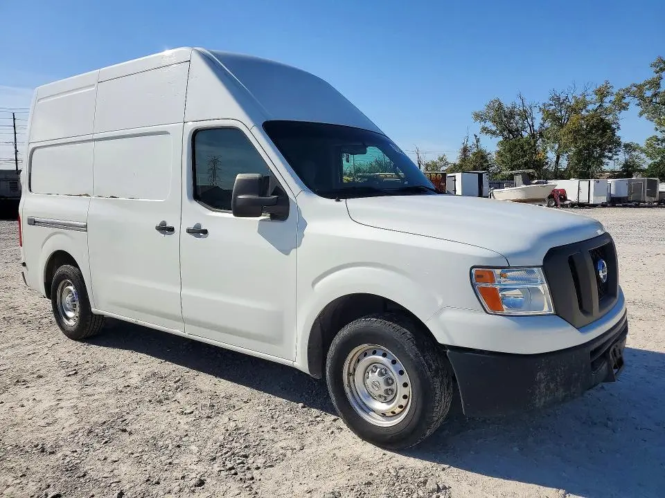2014 NISSAN NV 2500  