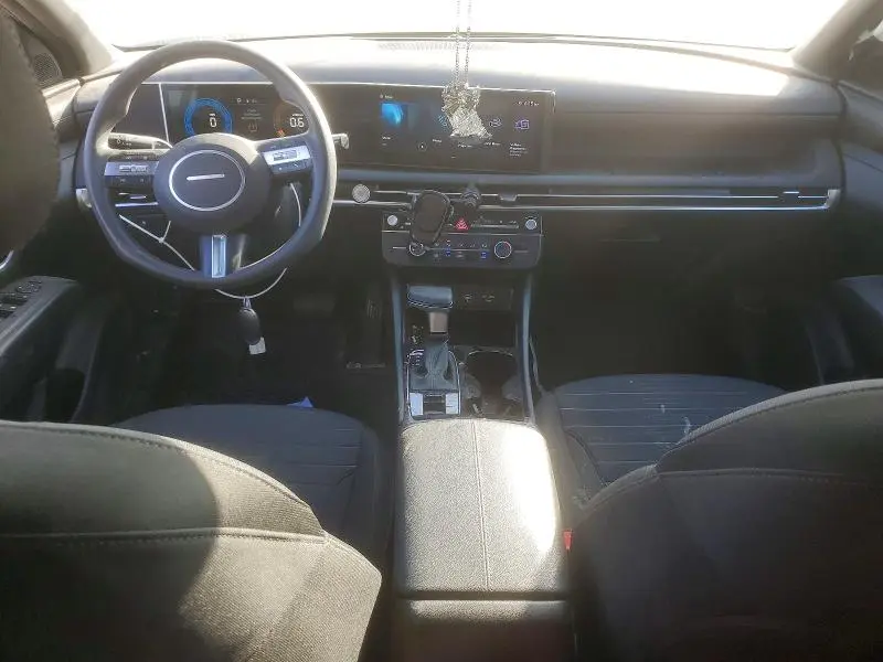 2025 HYUNDAI SANTA CRUZ SE  