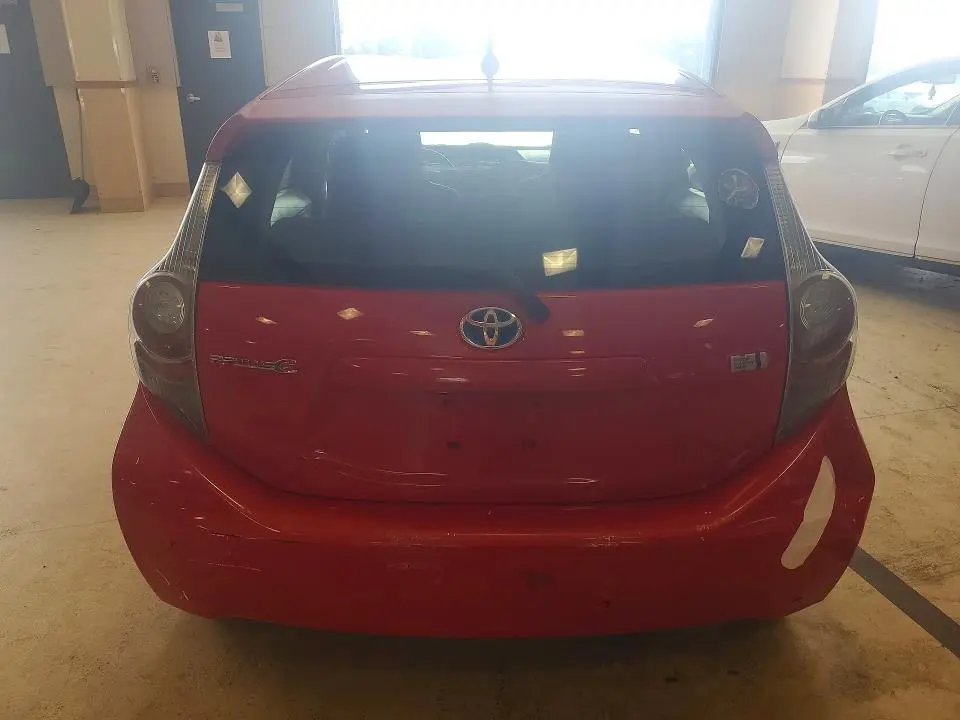 2014 TOYOTA PRIUS C ONE  