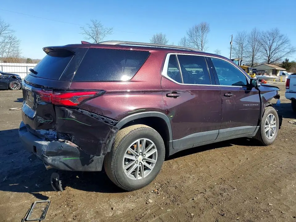 2023 CHEVROLET TRAVERSE LT  
