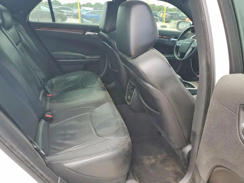 2014 CHRYSLER 300   