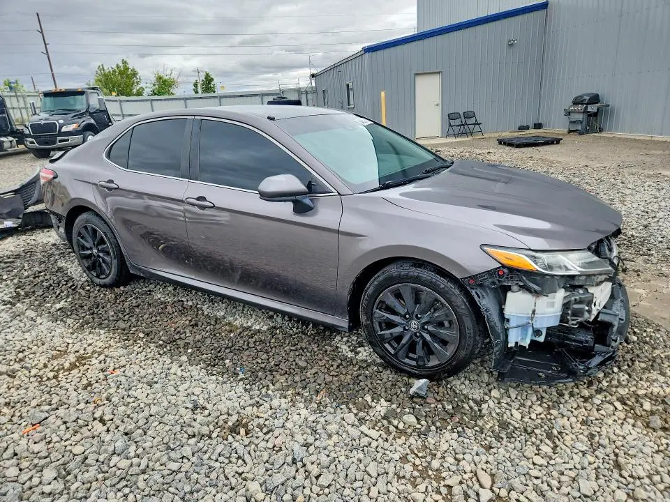 2018 TOYOTA CAMRY LE  