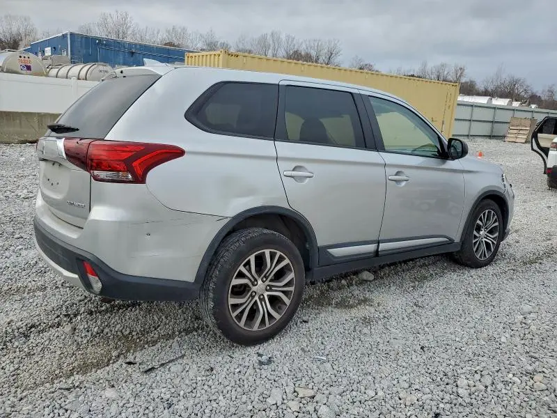2018 MITSUBISHI OUTLANDER ES  