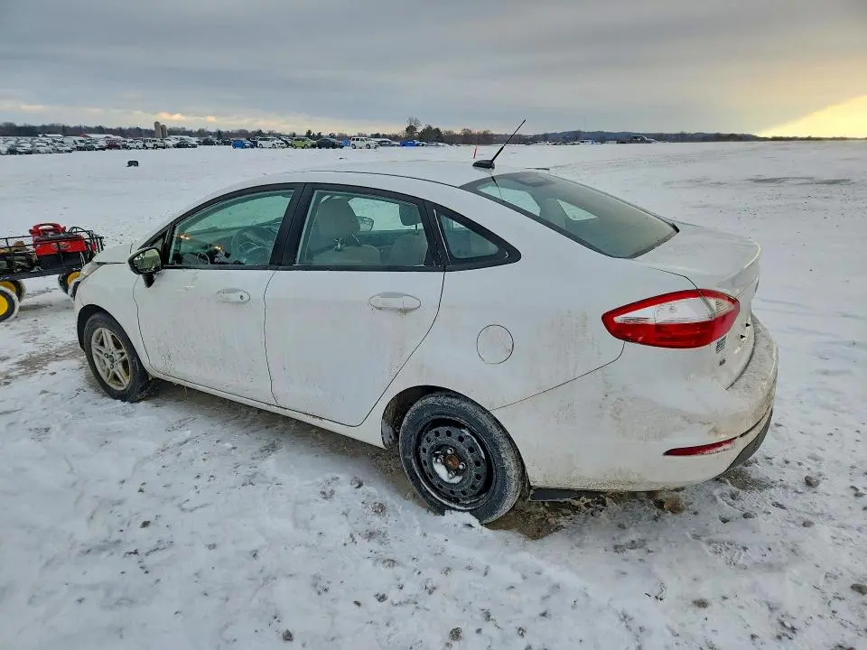 2019 FORD FIESTA SE  
