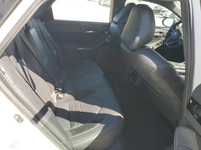 2020 TOYOTA AVALON TOURING  