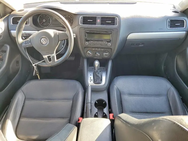 2014 VOLKSWAGEN JETTA SE  