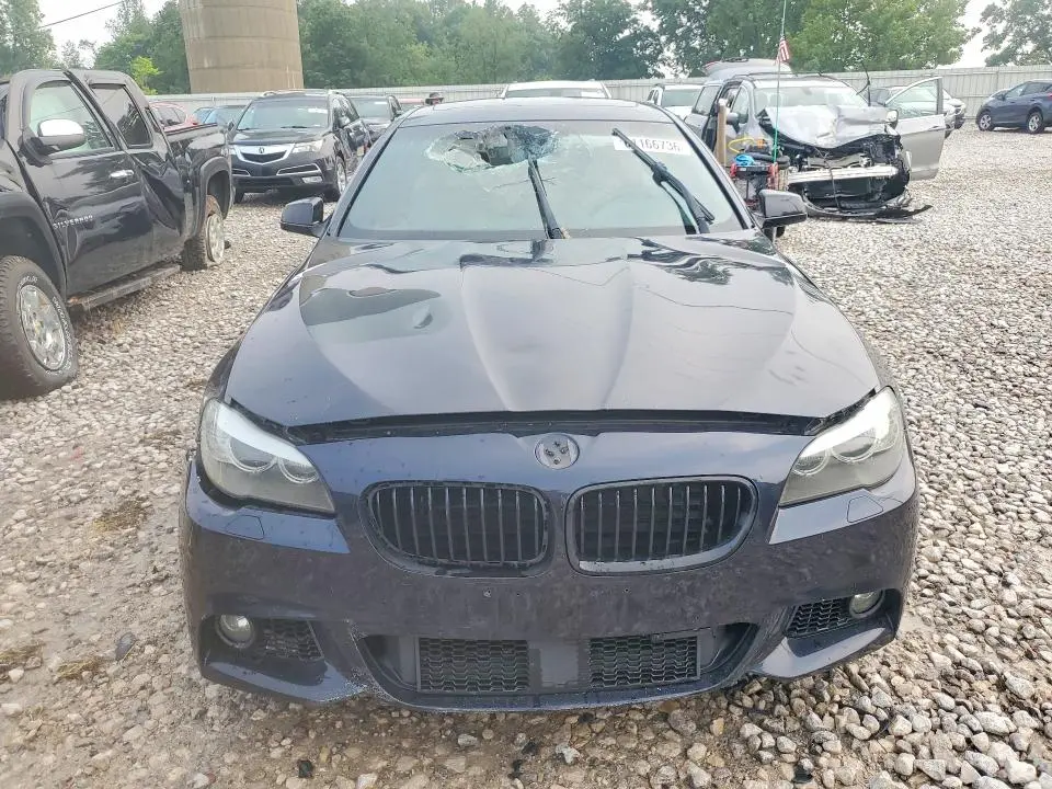 2011 BMW 550 XI  