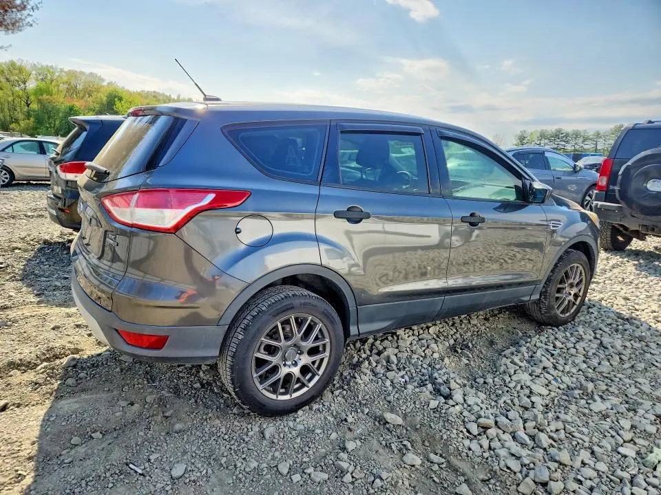 2016 FORD ESCAPE S  