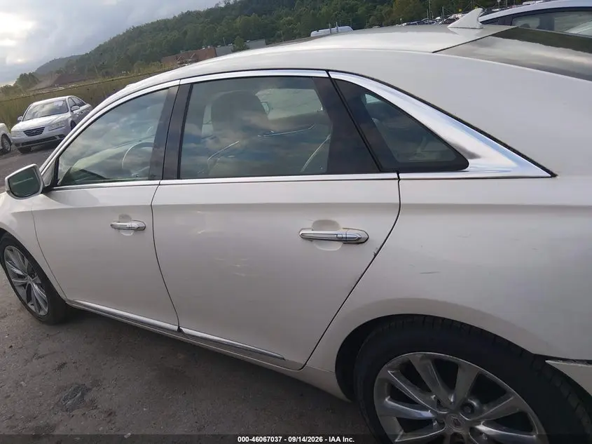 2013 CADILLAC XTS PREMIUM