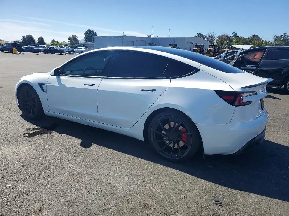2024 TESLA MODEL 3   